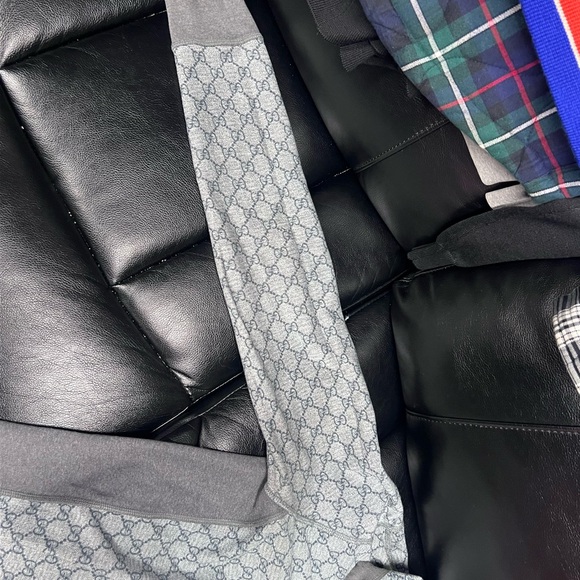 Vintage “GUCCI” Gray Patterned Hoodie - Picture 6 of 8